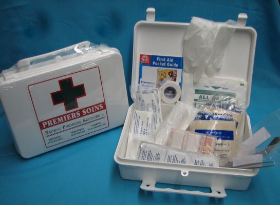 Trousse véhicule #25 coffre en plastique blanc